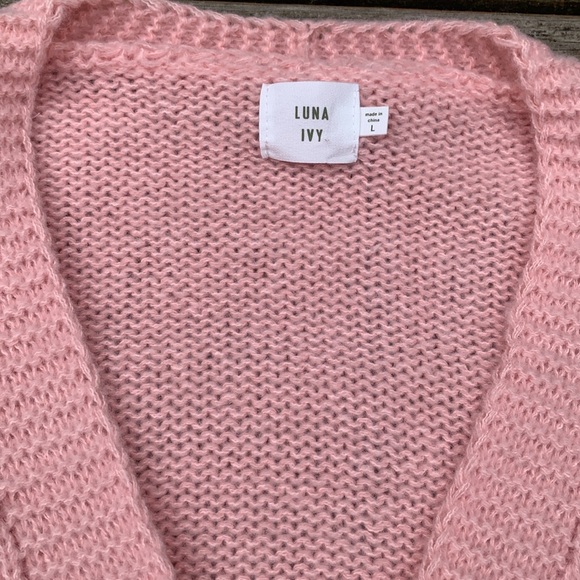 🆕 Luna Ivy Pink Bow Coquette Cardigan Sweater - Picture 2 of 5